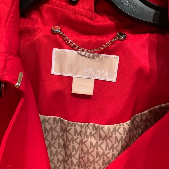 Omg love love this trench - Picture 9 of 11